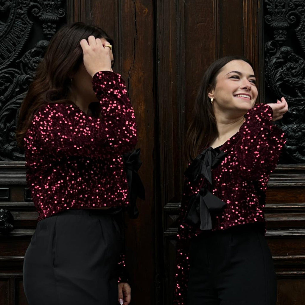 Top sequins
